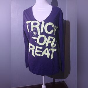 Old Navy Purple “Trick or Treat” Long Sleeve Tee | Halloween Graphic | Size XL